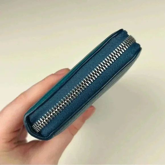 Prada Blue Glace and City Calf Leather Etiquette Continental Wallet - Picture 5 of 12